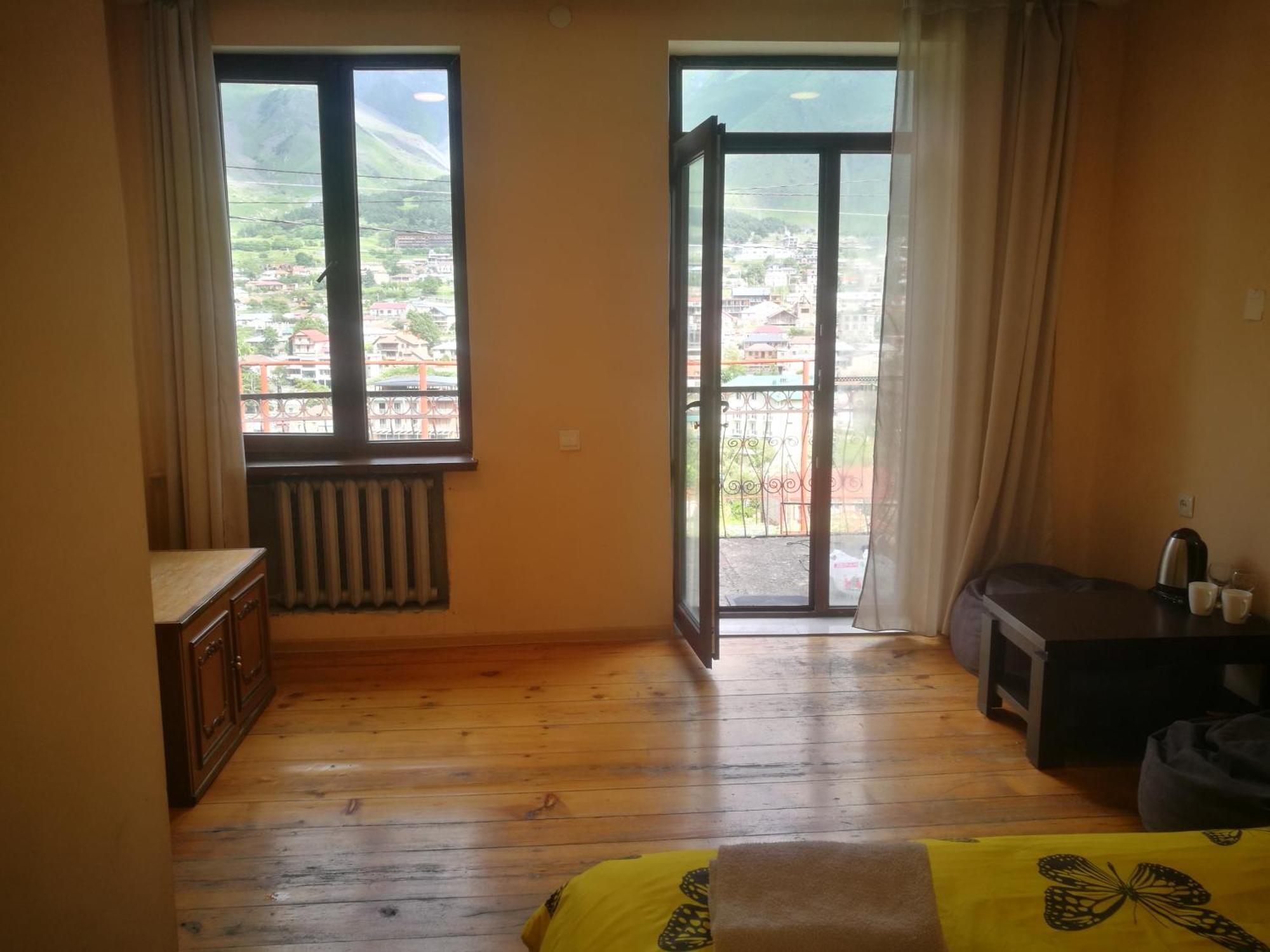 Belas Guesthouse 카즈베기 외부 사진